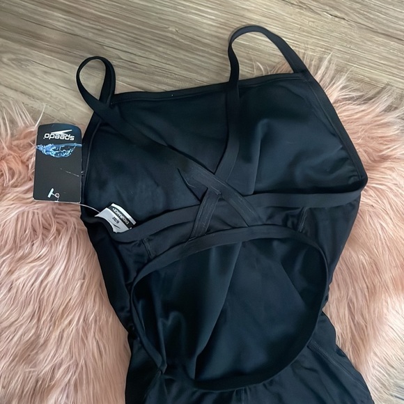 Speedo Endurance Black  Solid Flyback Training Swimsuit size 12 - Picture 7 of 10